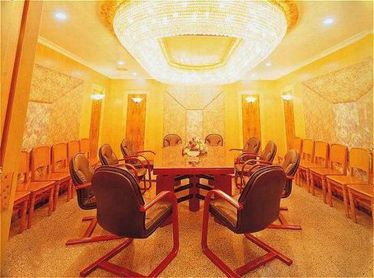 Huarong Hotel Jipin Felszereltség fotó